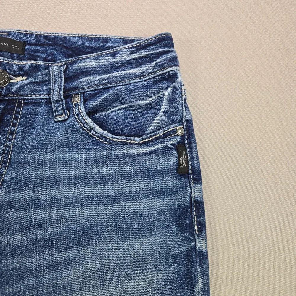 Silver Jeans Co Suki Straight Leg Jeans W29 L30 Medium Wash Distressed Denim - Picture 4 of 11